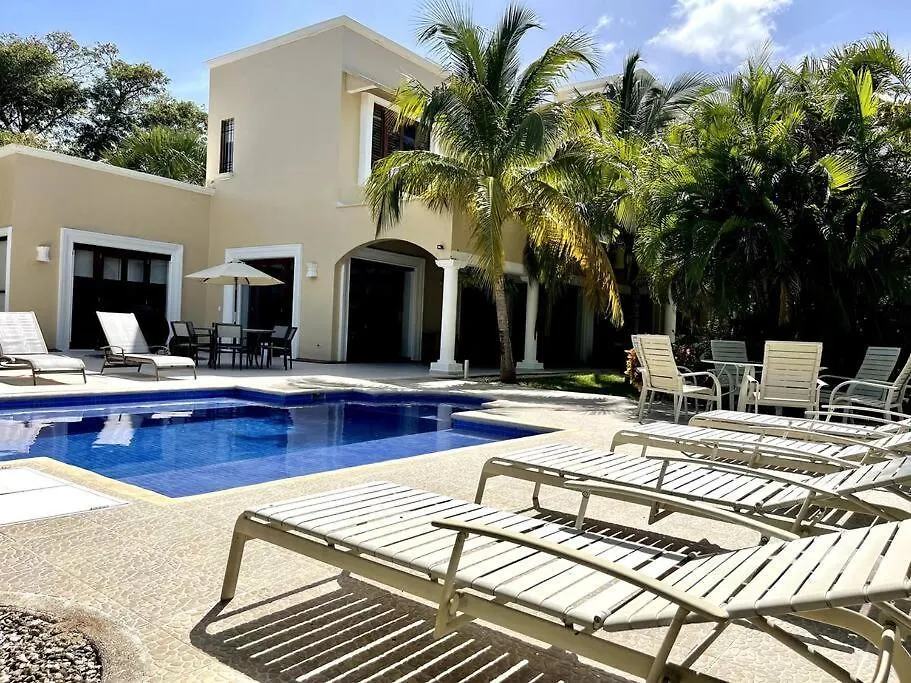 5Br Waterfont Private Villa With Pool & Gardens By Solmar Rentals Cancun Mexico