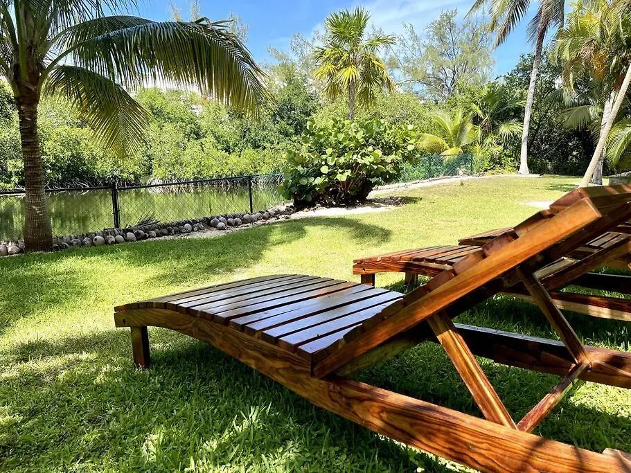5Br Waterfont Private Villa With Pool & Gardens By Solmar Rentals Cancun Mexico