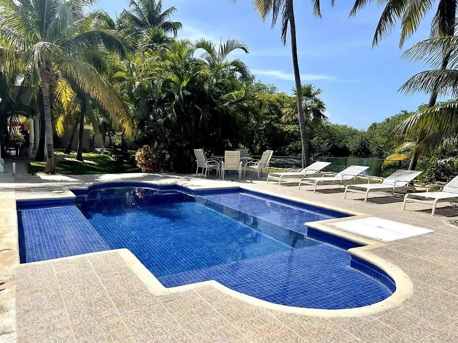 5Br Waterfont Private Villa With Pool & Gardens By Solmar Rentals Cancun