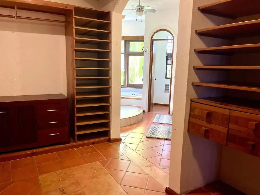 5Br Waterfont Private Villa With Pool & Gardens By Solmar Rentals Cancun